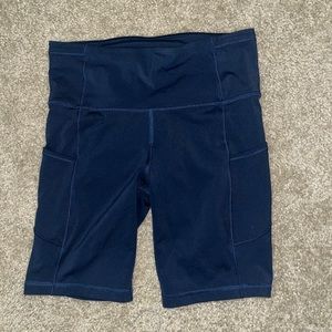 Lululemon navy blue bike shorts with side pockets